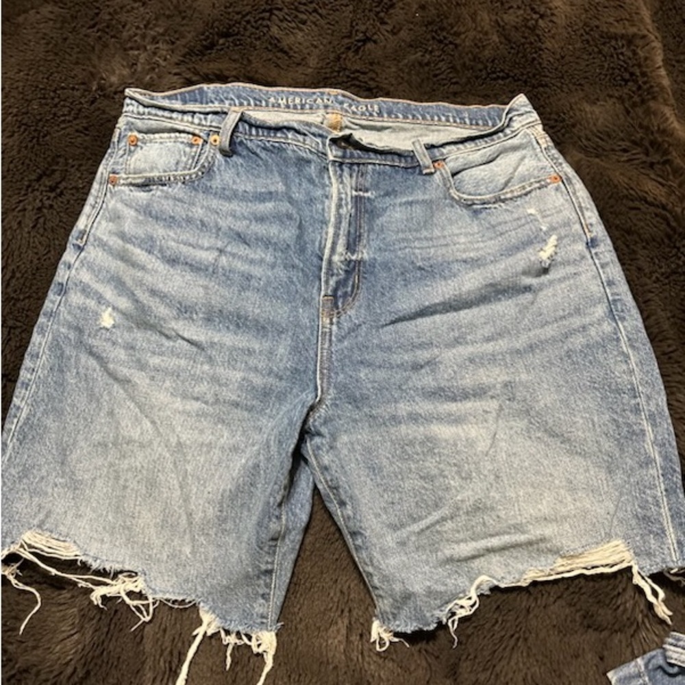 AE shorts
